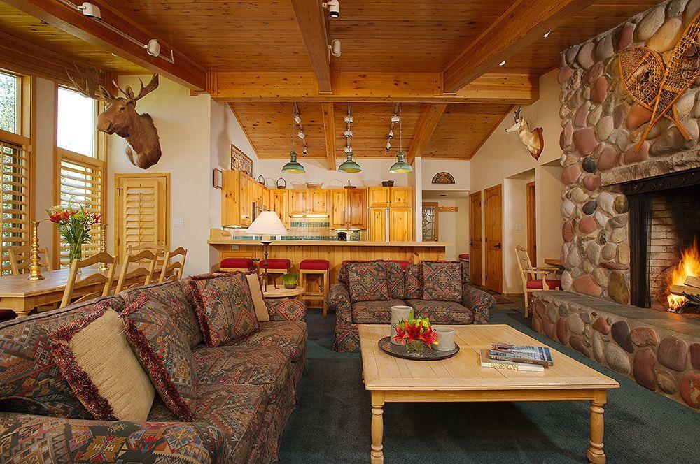 מלון Aspen Alps מראה חיצוני תמונה